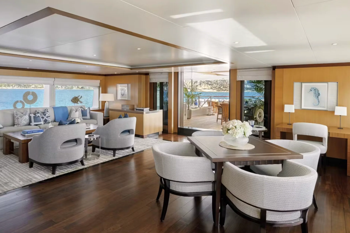 M/Y LA BLANCA