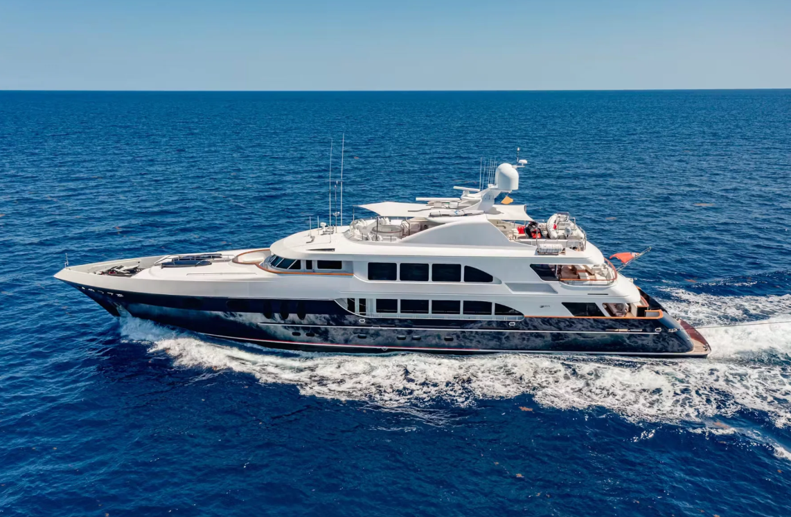 M/Y MIRABELLA